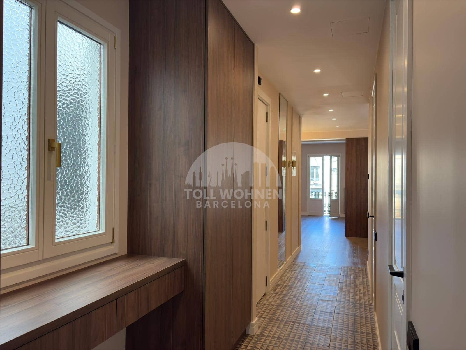 4 bedroom Apartment for sale in Barcelona city - € 1,435,000 (Ref: 9451036)