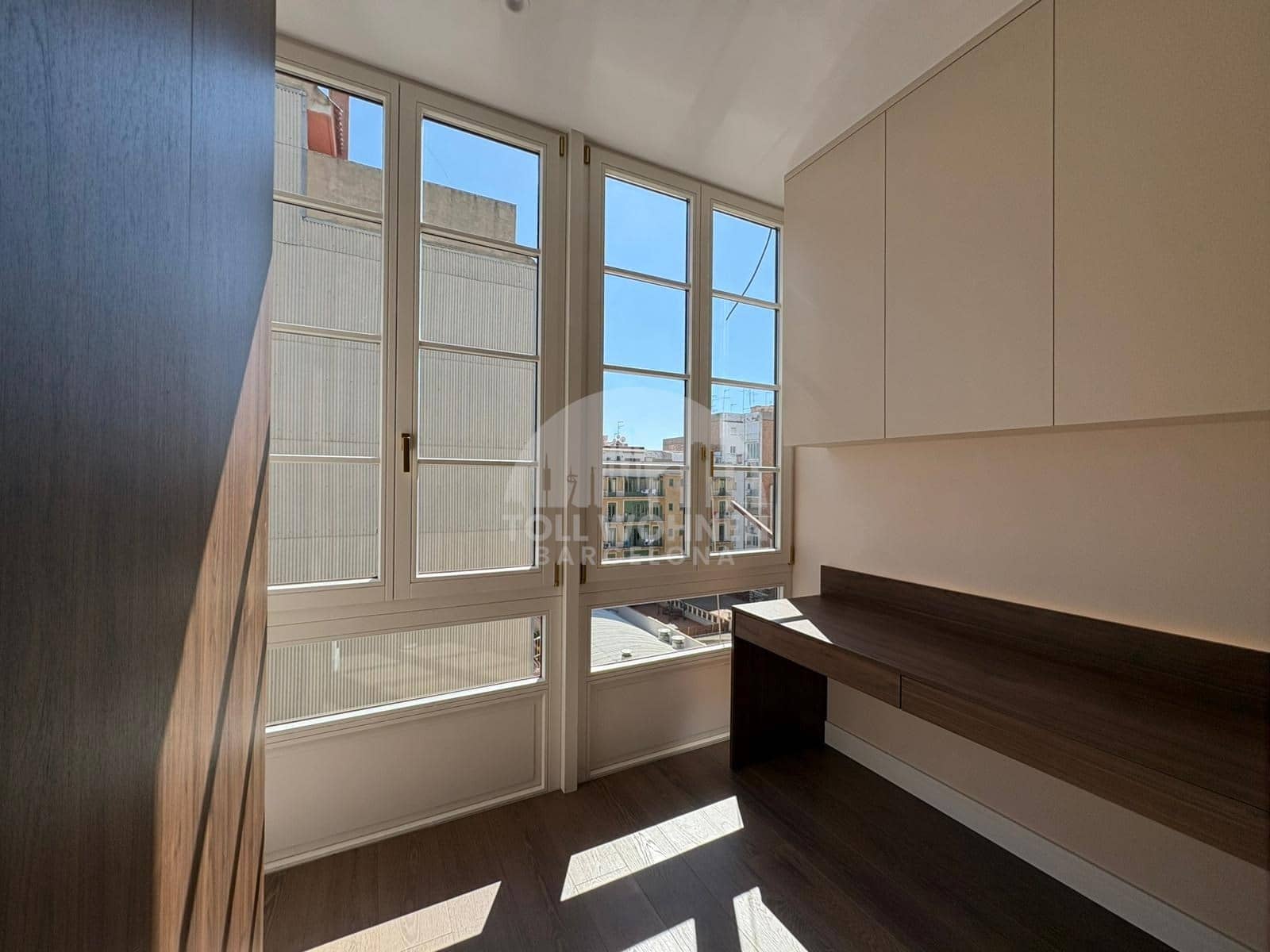 4 bedroom Apartment for sale in Barcelona city - € 1,435,000 (Ref: 9451036)
