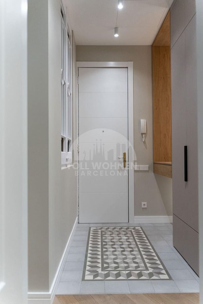 3 bedroom Apartment for sale in Barcelona city - € 1,225,000 (Ref: 9451037)