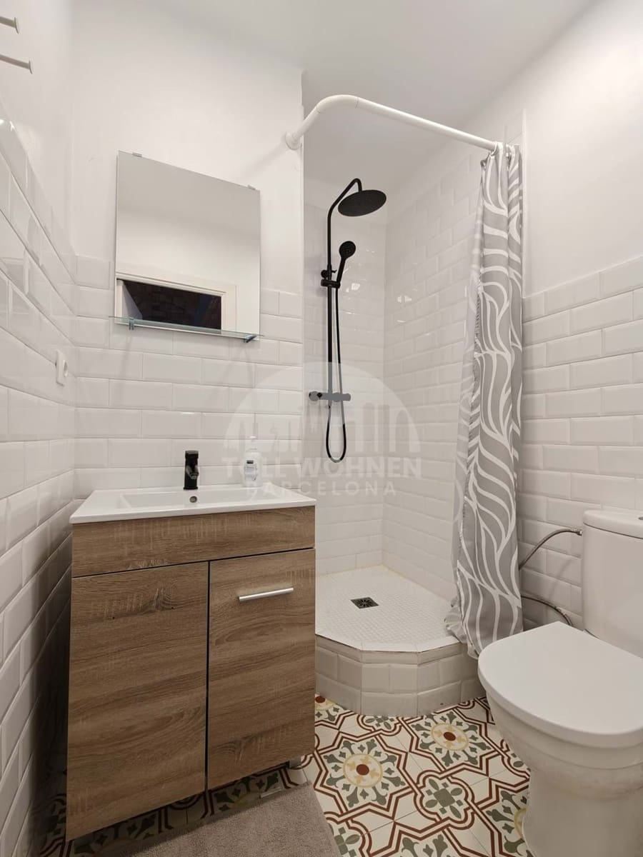 2 soverom Penthouse til salgs i L'Hospitalet de Llobregat - € 365 000 (Ref: 9457860)