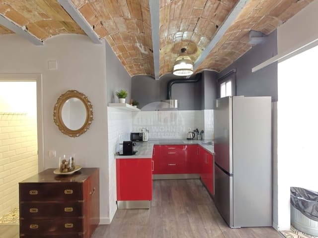 2 makuuhuone Kattohuoneisto myytävänä paikassa L'Hospitalet de Llobregat - 365 000 € (Ref: 9457860)