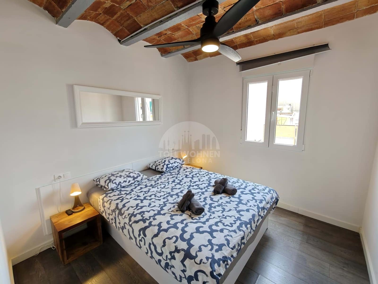 2 soverom Penthouse til salgs i L'Hospitalet de Llobregat - € 365 000 (Ref: 9457860)