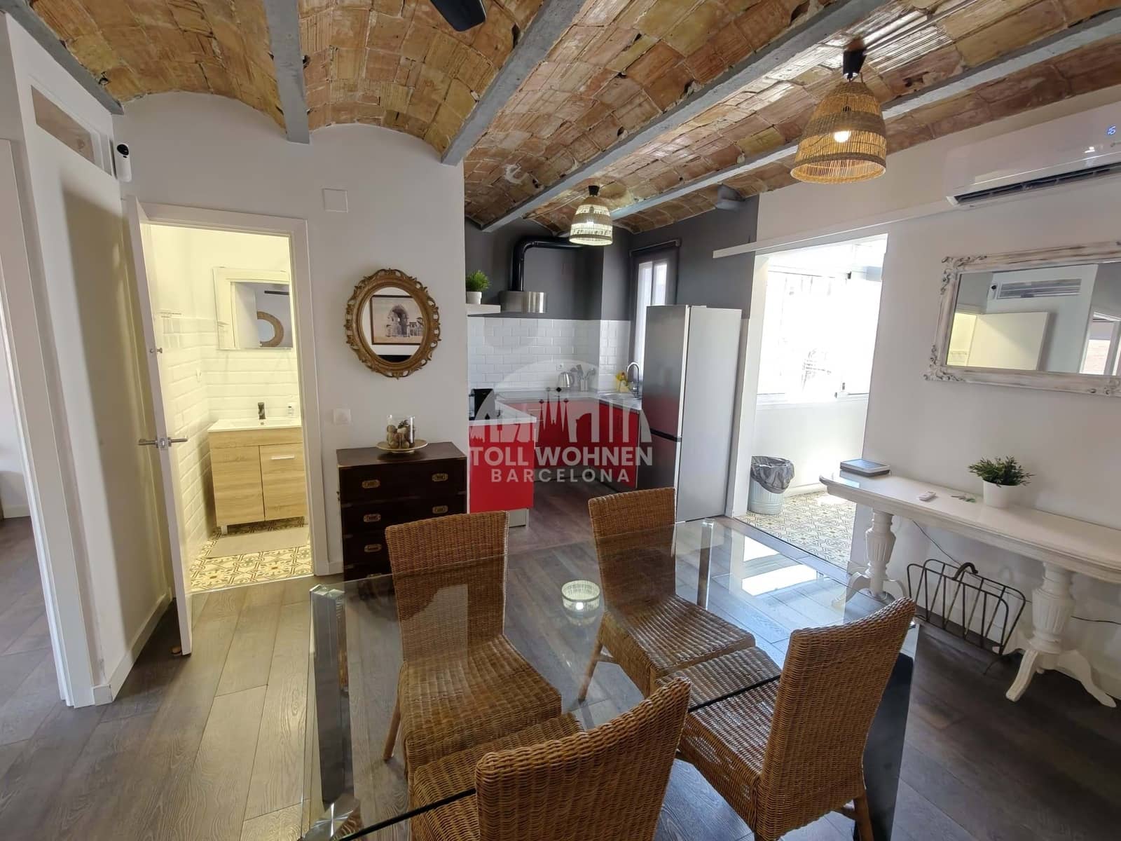 2 soverom Penthouse til salgs i L'Hospitalet de Llobregat - € 365 000 (Ref: 9457860)