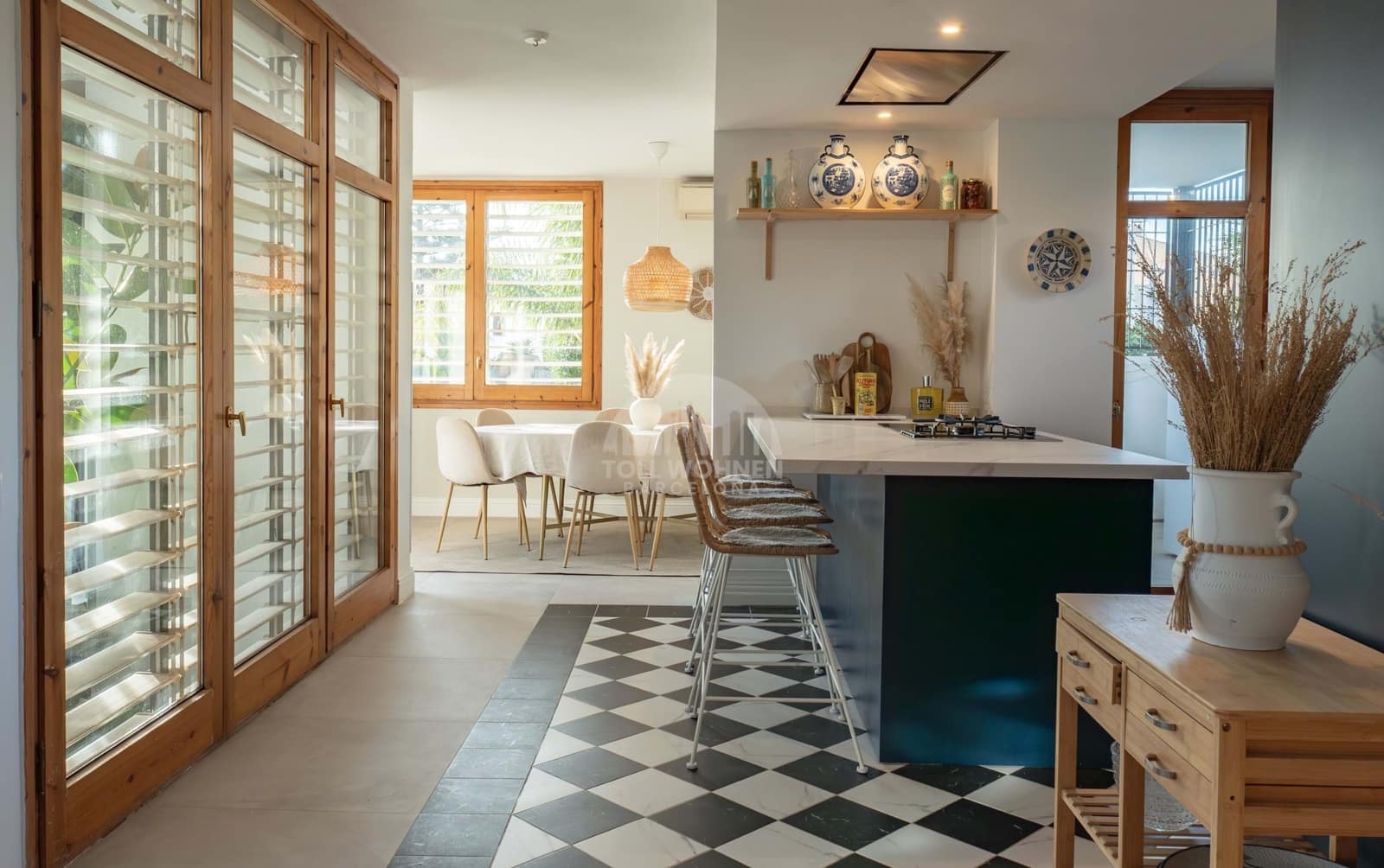 6 soverom Villa til salgs i Torredembarra med svømmebasseng garasje - € 990 000 (Ref: 9529459)