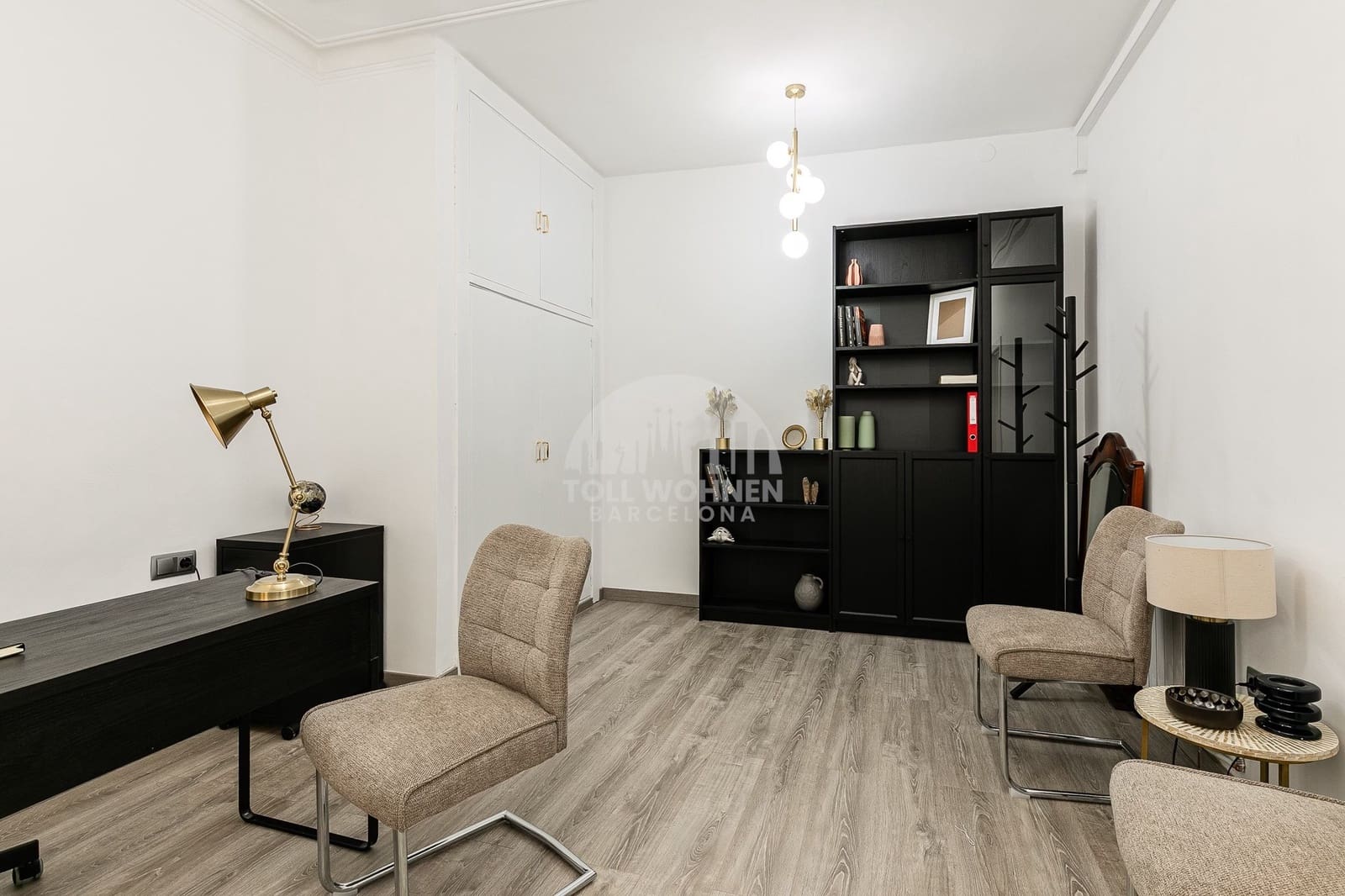 5 soveværelse Lejlighed til salg i Barcelona by - € 1.390.000 (Ref: 9542885)