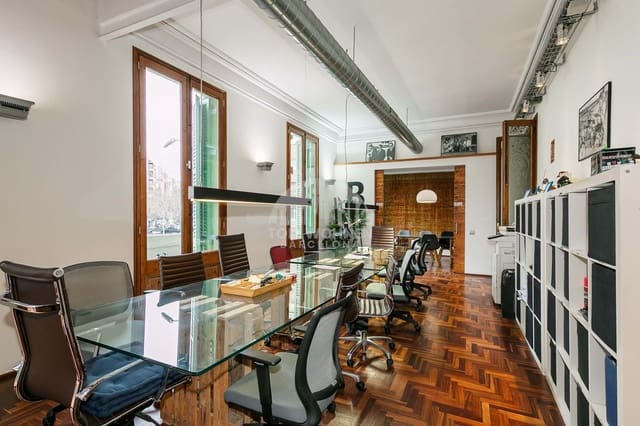 Apartamento de 2 habitaciones en Barcelona ciudad en venta - 1.092.000 € (Ref: 9558383)