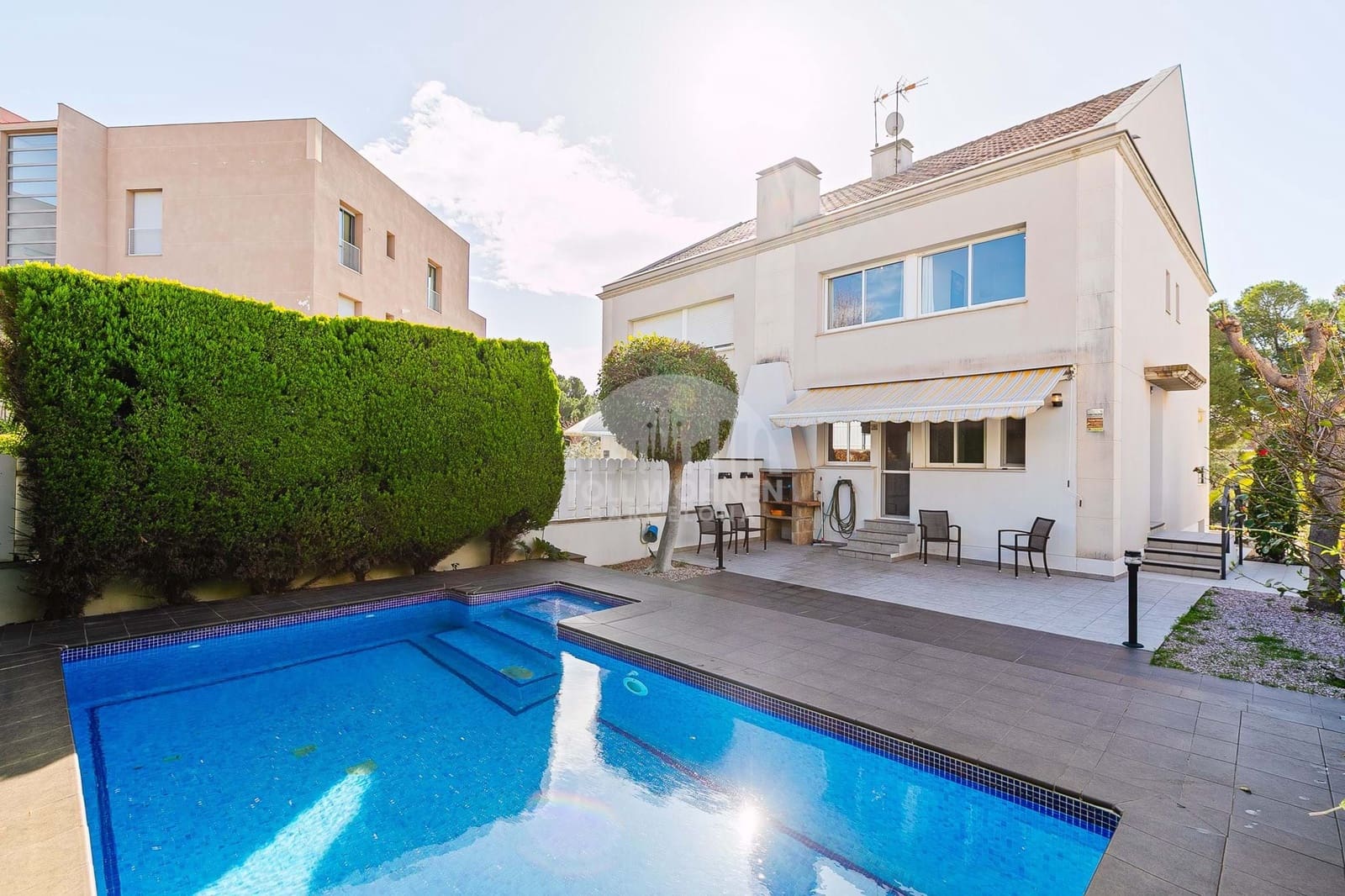 5 soveværelse Byhus til salg i Torredembarra med swimmingpool garage - € 500.000 (Ref: 9560727)