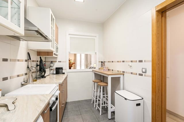 2 sypialnia Apartament na sprzedaż w Miasto Barcelona - 335 000 € (Ref: 9649777)