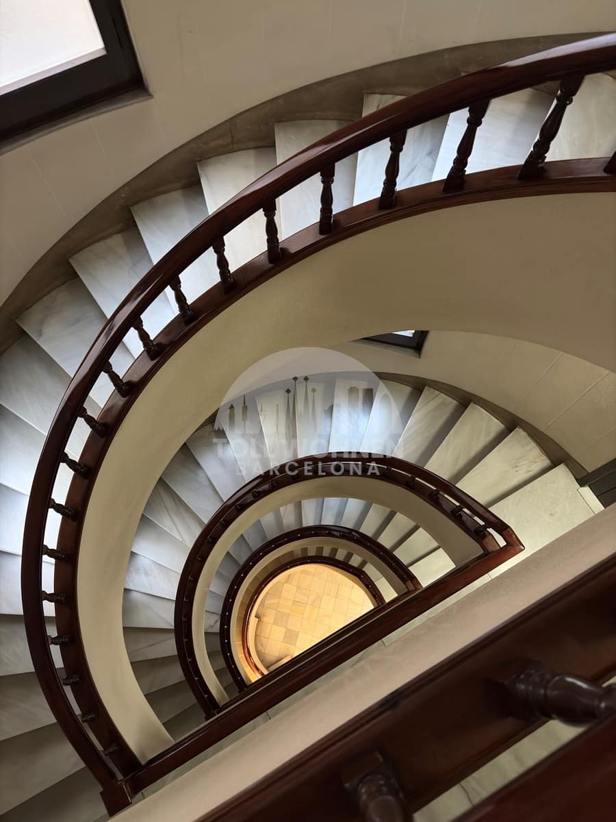 4 bedroom Apartment for sale in Barcelona city - € 769,000 (Ref: 9660778)