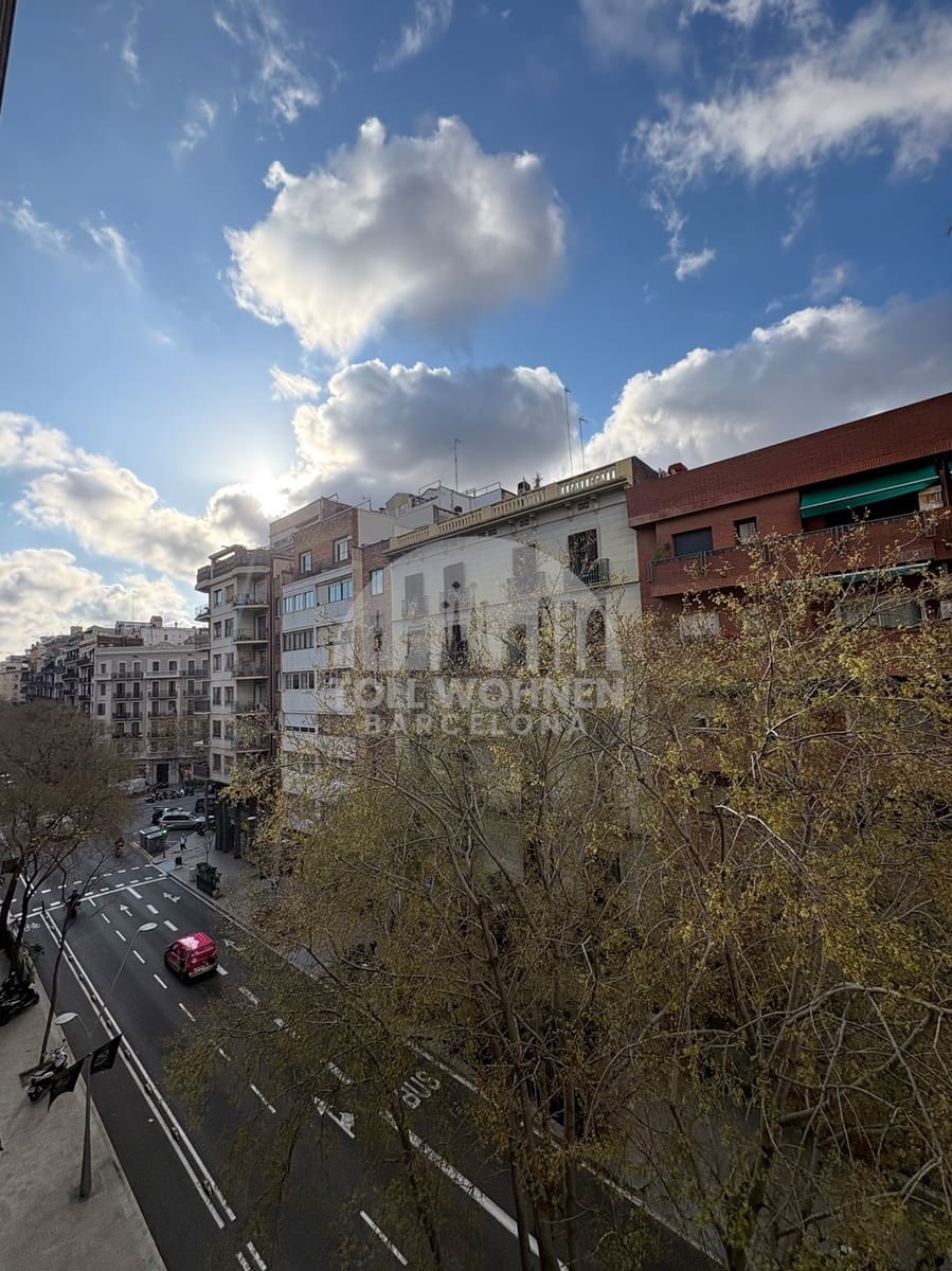 4 bedroom Apartment for sale in Barcelona city - € 769,000 (Ref: 9660778)