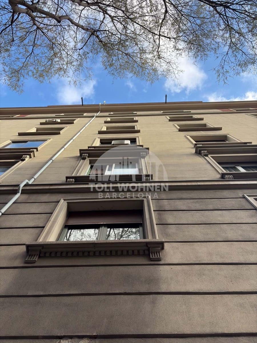 4 bedroom Apartment for sale in Barcelona city - € 769,000 (Ref: 9660778)