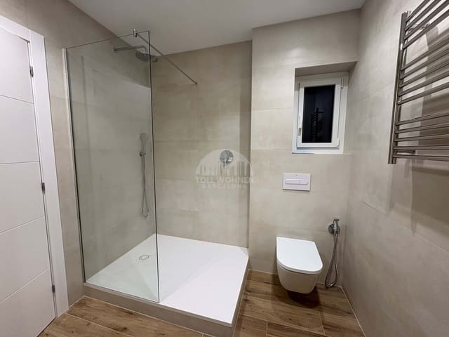 4 soveværelse Lejlighed til salg i Barcelona by - € 769.000 (Ref: 9660778)