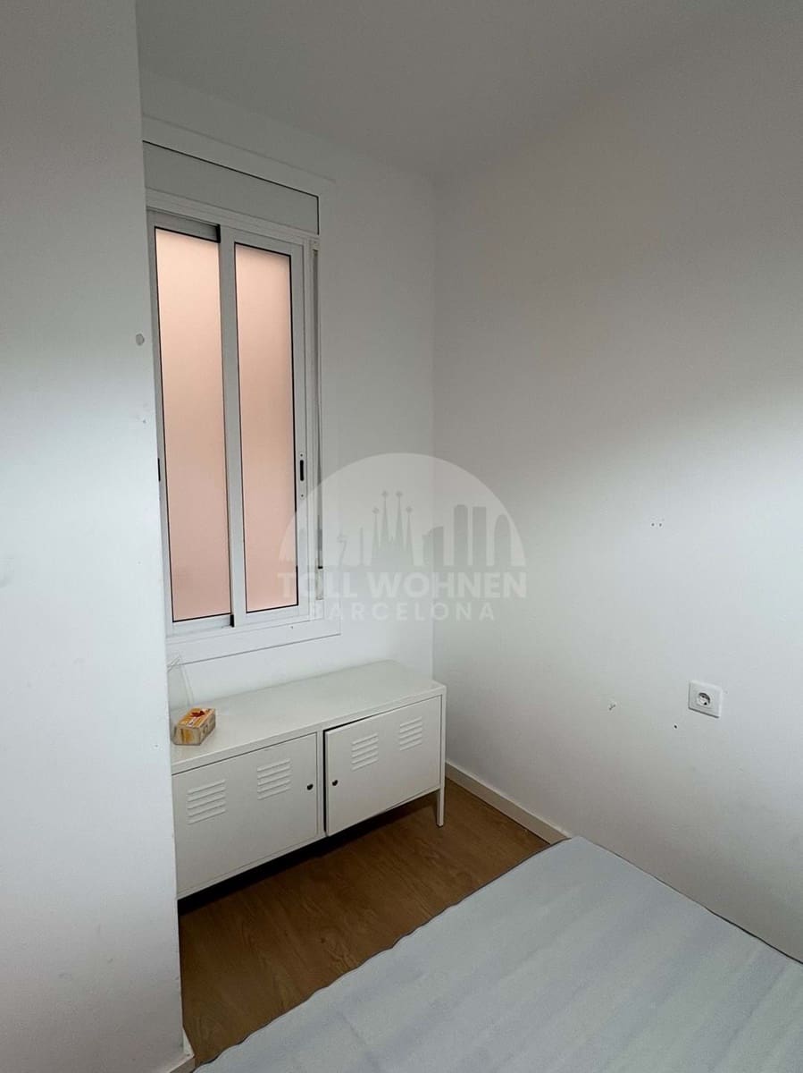 2 soveværelse Lejlighed til salg i Barcelona by - € 370.000 (Ref: 9673732)