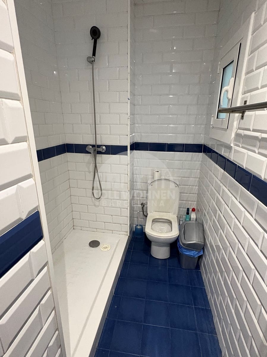 2 soveværelse Lejlighed til salg i Barcelona by - € 370.000 (Ref: 9673732)