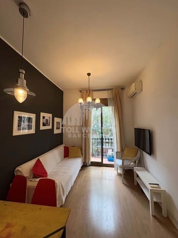 2 soveværelse Lejlighed til salg i Barcelona by - € 370.000 (Ref: 9673732)