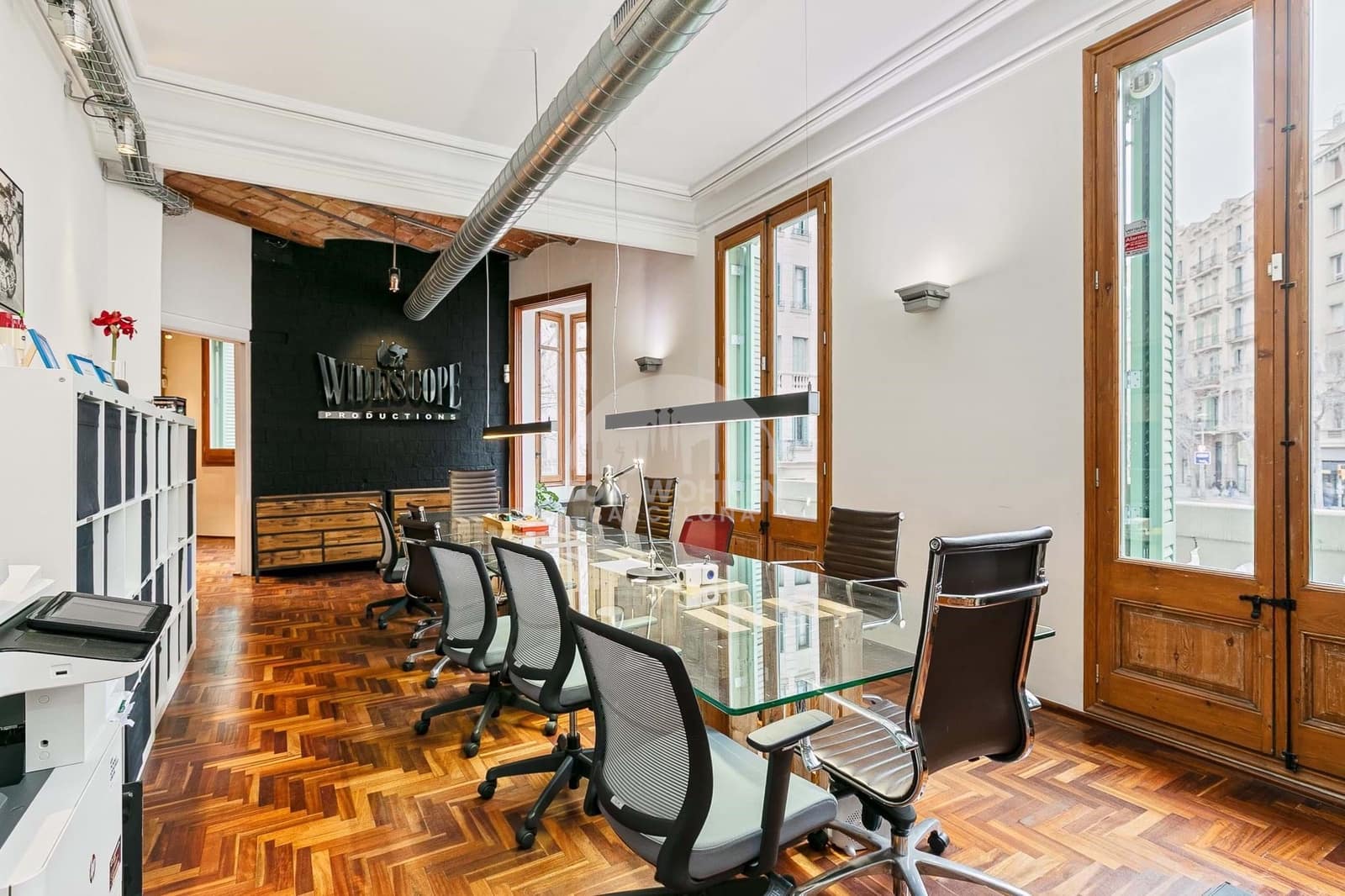 4 bedroom Office for sale in Barcelona city - € 1,092,000 (Ref: 9696771)