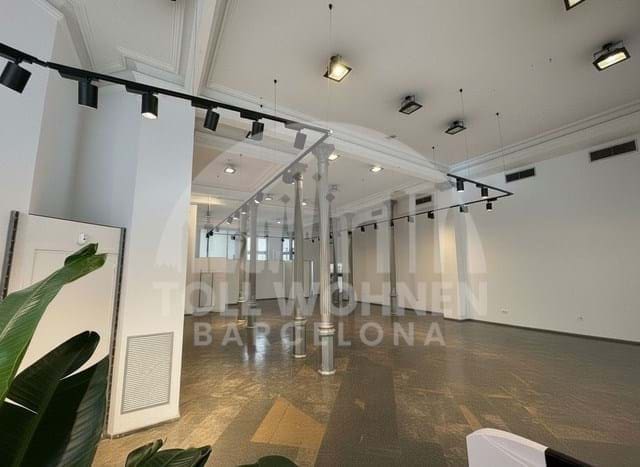 Commercial for rent in Barcelona city - € 5,500 (Ref: 9700370)