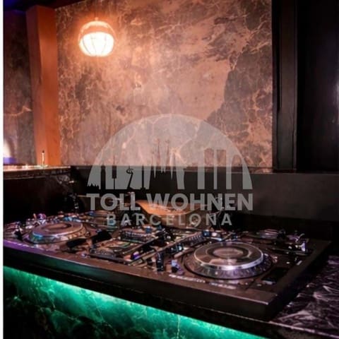 Commercieel te koop in Barcelona stad - € 495.000 (Ref: 9757807)