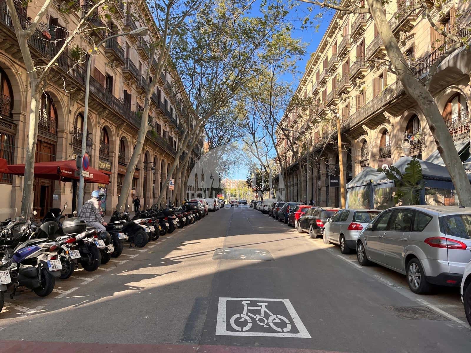 Commercieel te koop in Barcelona stad - € 495.000 (Ref: 9757807)