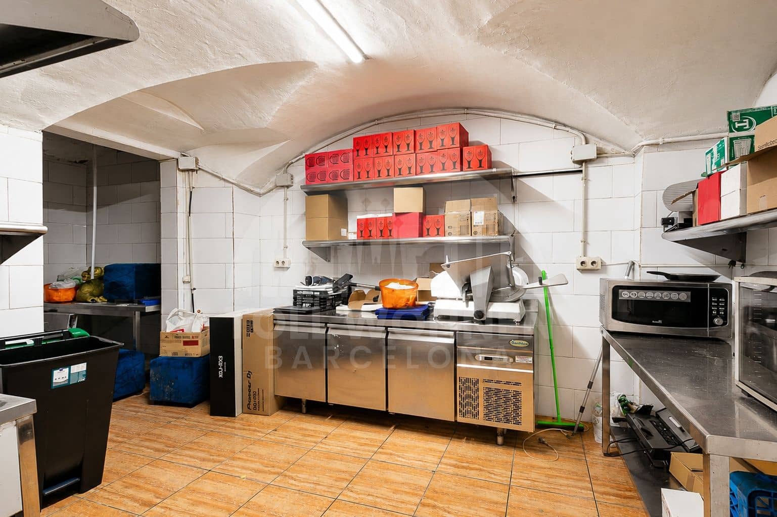 Commercieel te koop in Barcelona stad - € 495.000 (Ref: 9757807)