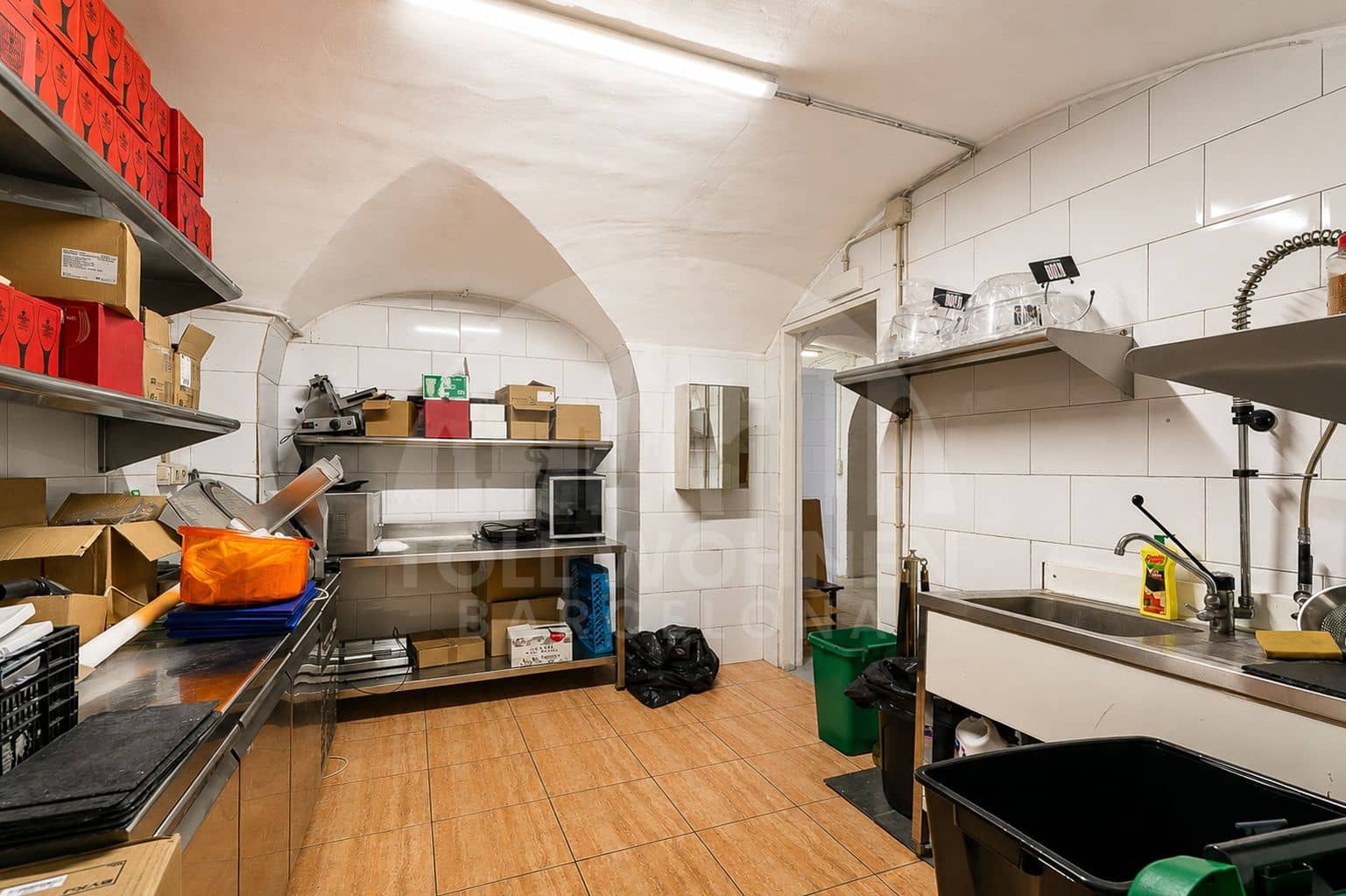 Commercieel te koop in Barcelona stad - € 495.000 (Ref: 9757807)