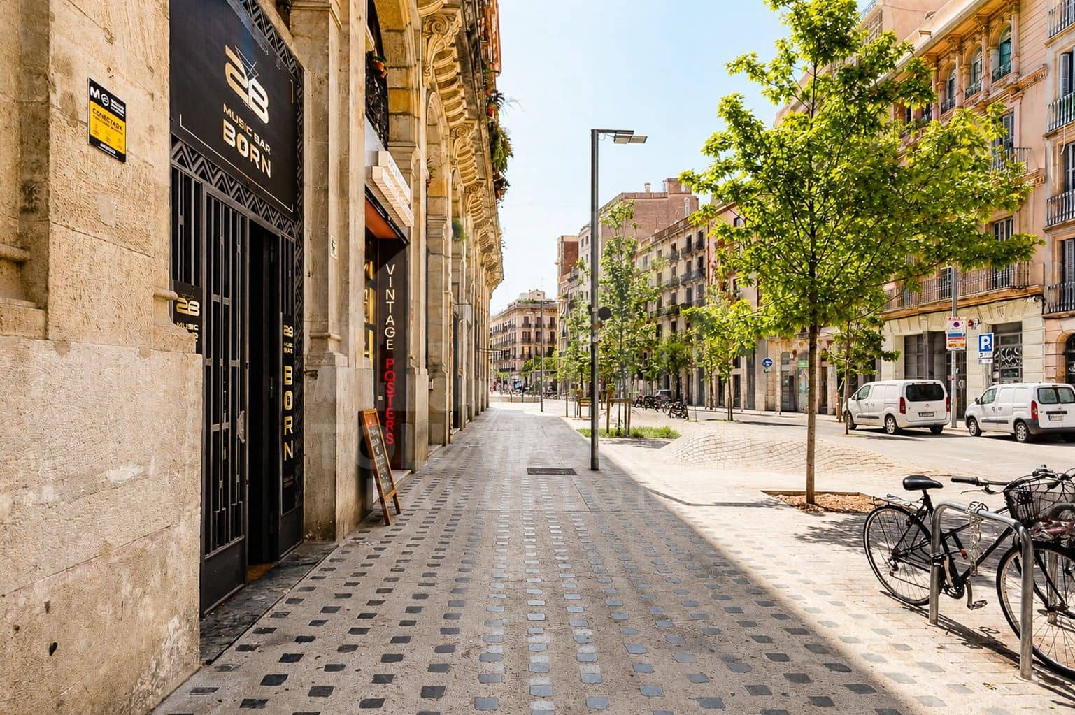 Commercieel te koop in Barcelona stad - € 495.000 (Ref: 9757807)