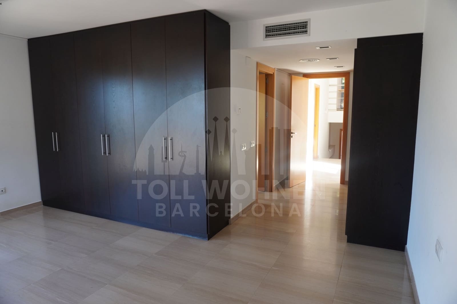 6 bedroom Villa for sale in Castelldefels with pool garage - € 1,195,000 (Ref: 9956350)