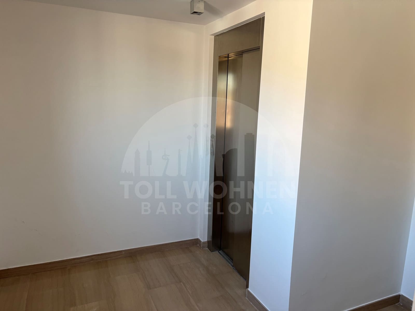 6 bedroom Villa for sale in Castelldefels with pool garage - € 1,195,000 (Ref: 9956350)