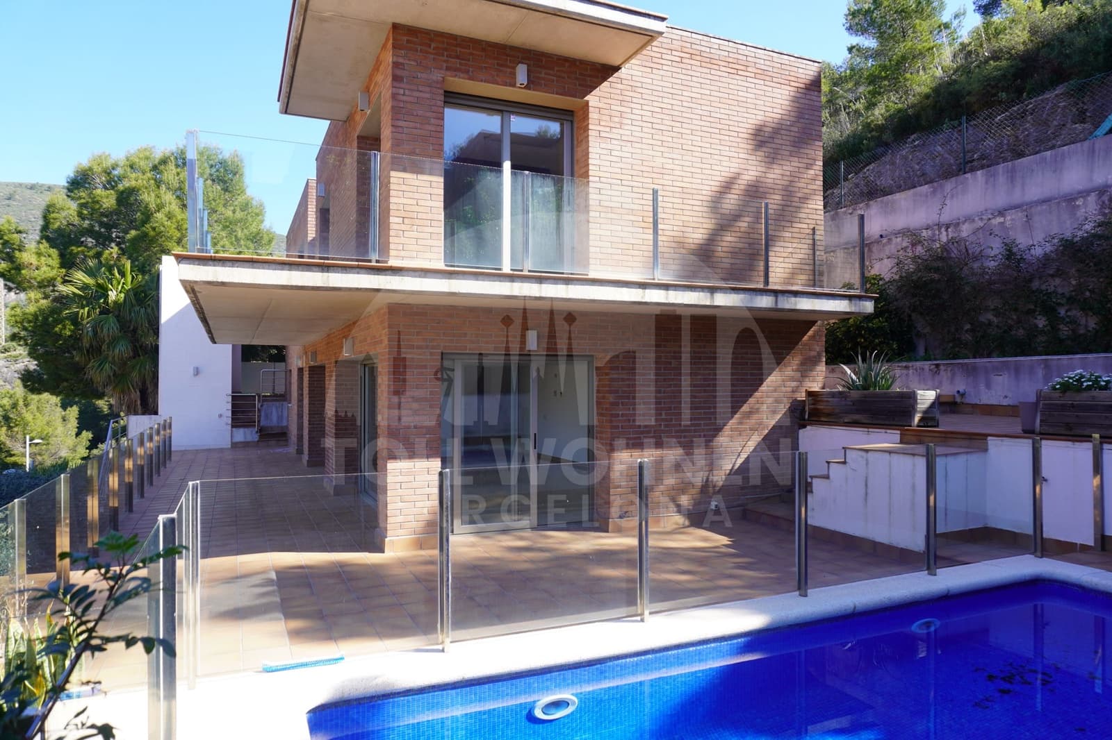 6 bedroom Villa for sale in Castelldefels with pool garage - € 1,195,000 (Ref: 9956350)