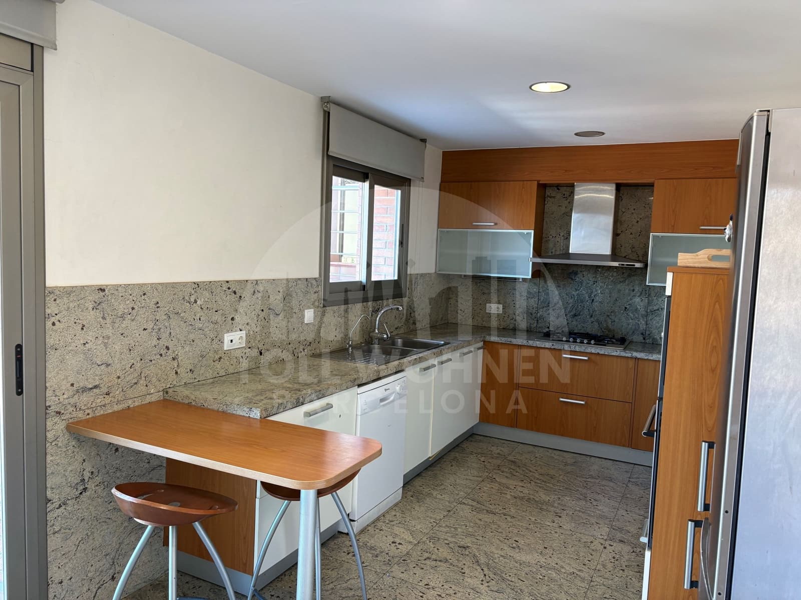 6 bedroom Villa for sale in Castelldefels with pool garage - € 1,195,000 (Ref: 9956350)
