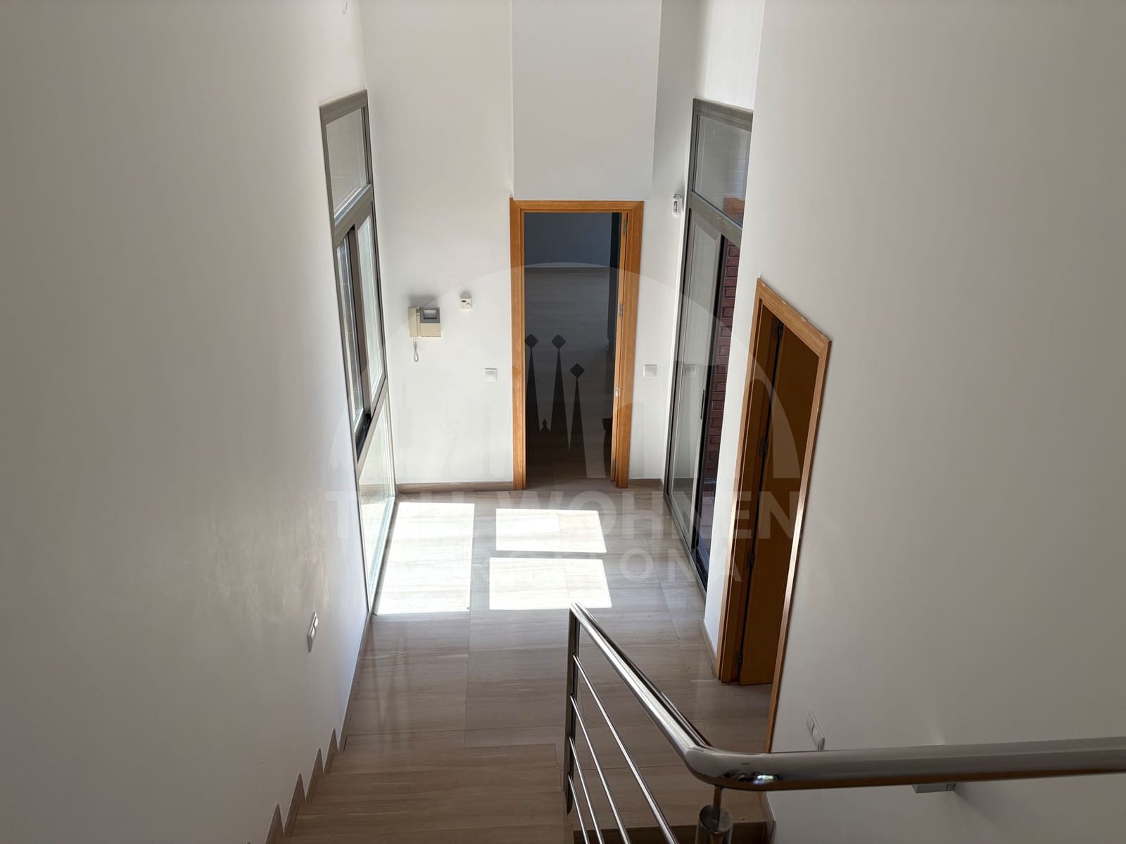 6 bedroom Villa for sale in Castelldefels with pool garage - € 1,195,000 (Ref: 9956350)