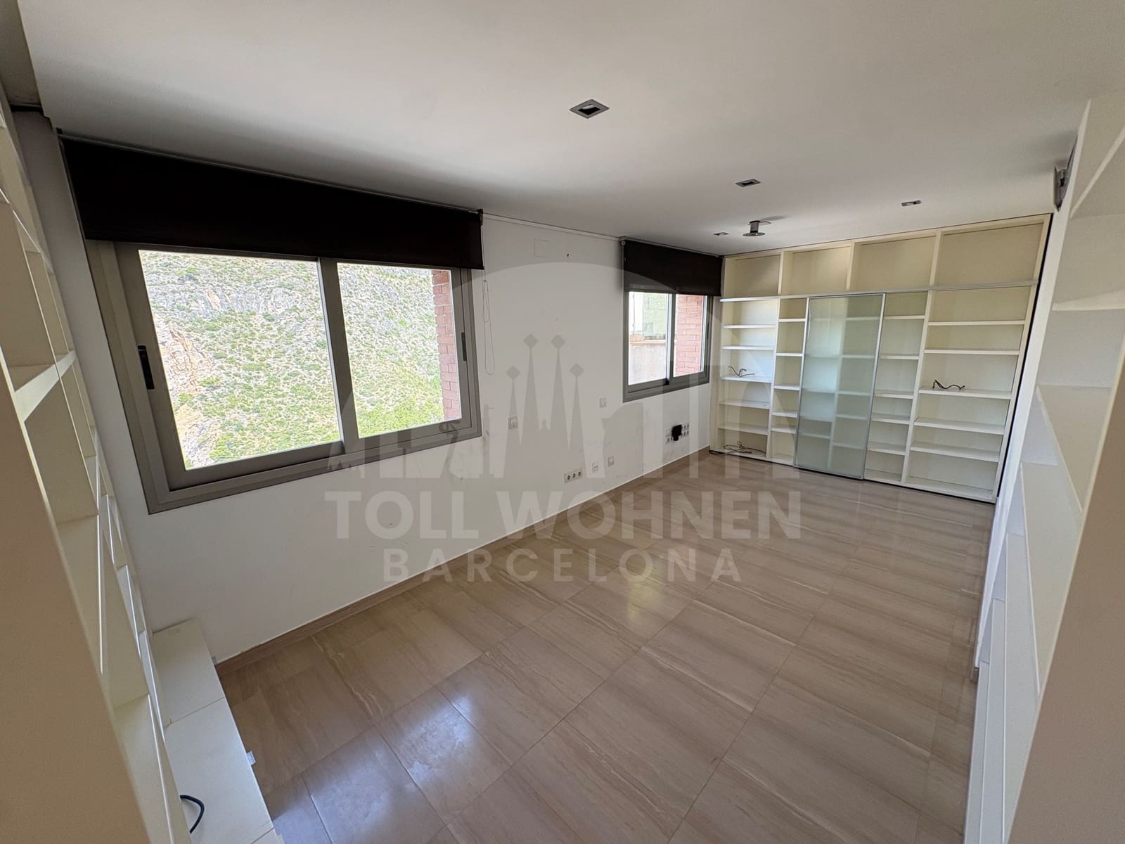 6 bedroom Villa for sale in Castelldefels with pool garage - € 1,195,000 (Ref: 9956350)