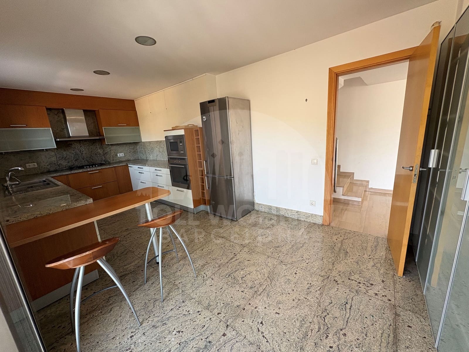 6 bedroom Villa for sale in Castelldefels with pool garage - € 1,195,000 (Ref: 9956350)