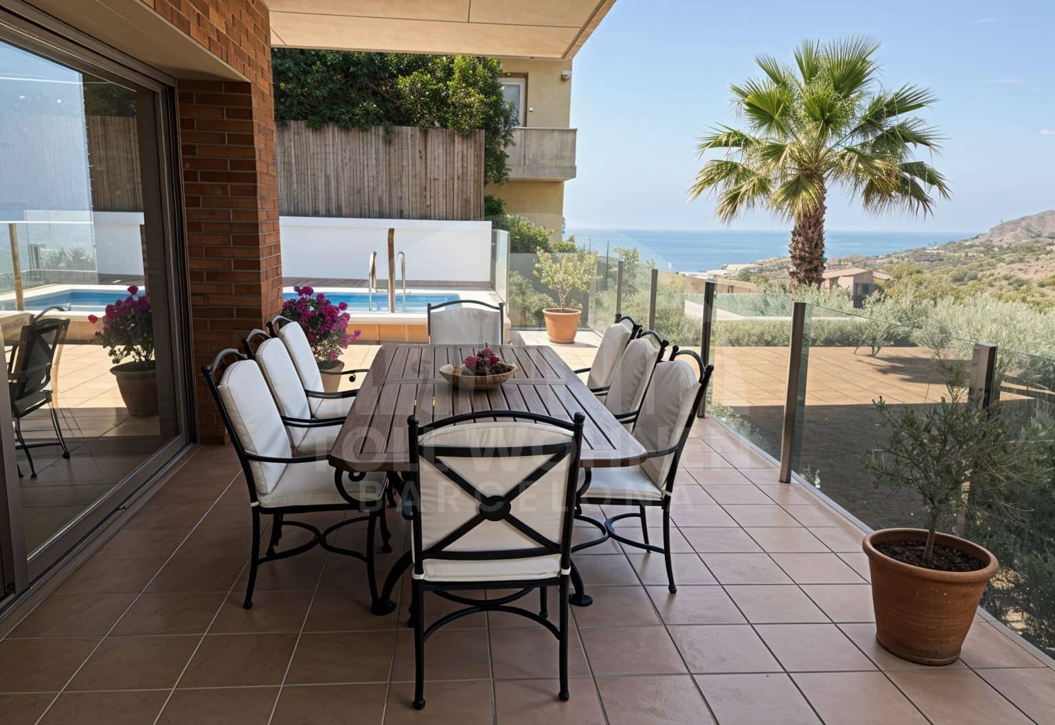6 bedroom Villa for sale in Castelldefels with pool garage - € 1,195,000 (Ref: 9956350)