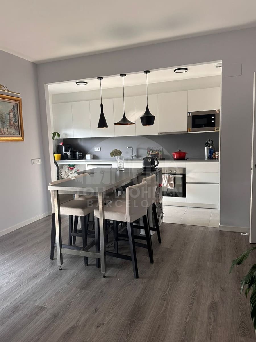 3 camera da letto Appartamento da affittare in Sant Adria de Besos con garage - 2.500 € (Rif: 9966033)