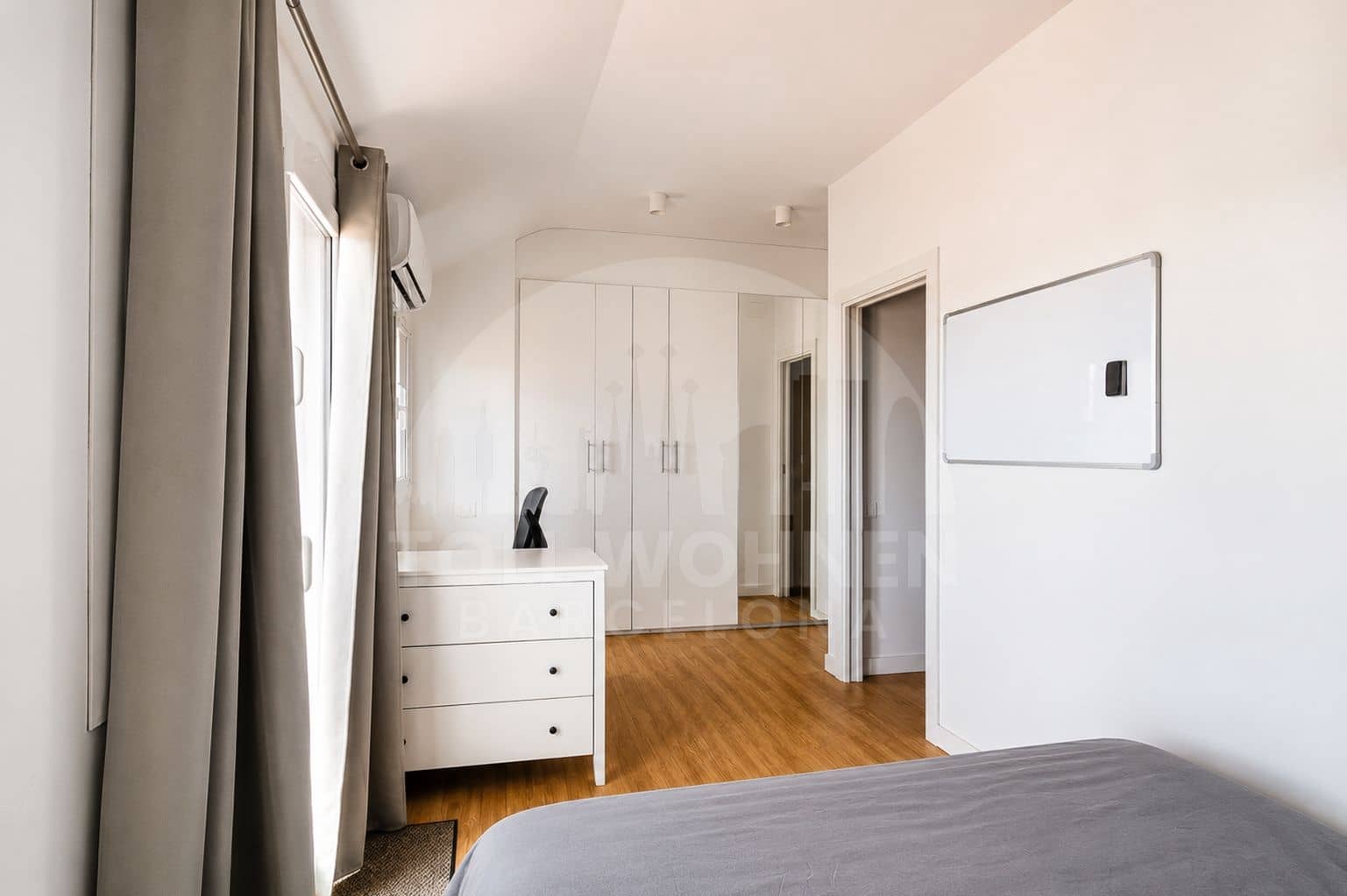 2 bedroom Penthouse for sale in Barcelona city - € 595,000 (Ref: 9966118)