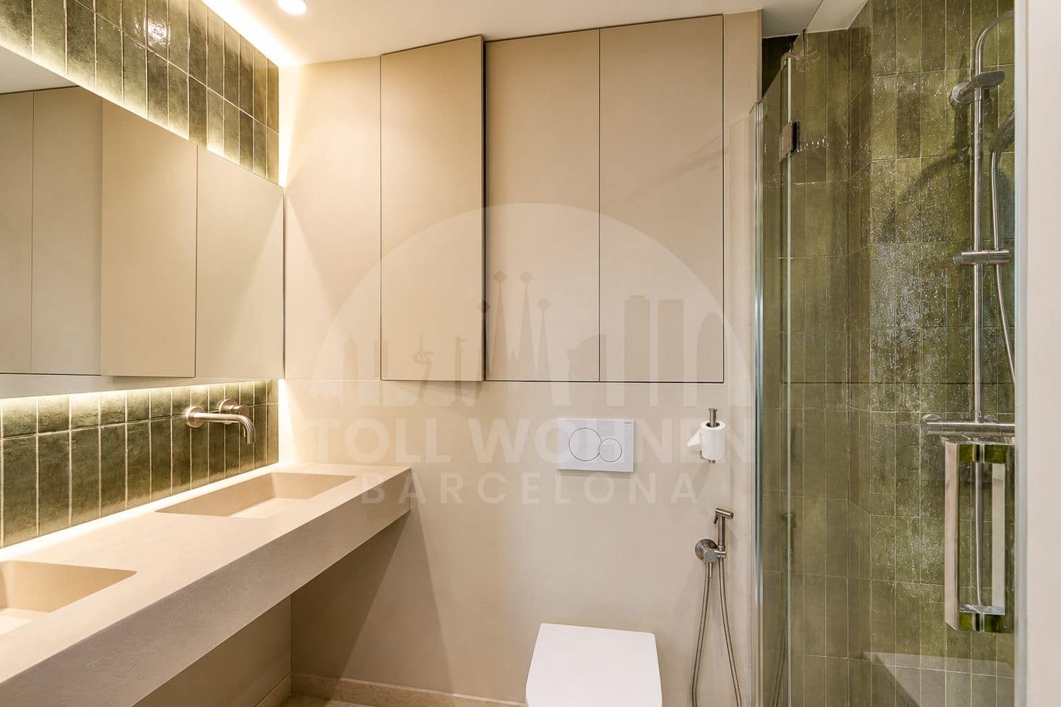 2 bedroom Penthouse for sale in Barcelona city - € 595,000 (Ref: 9966118)