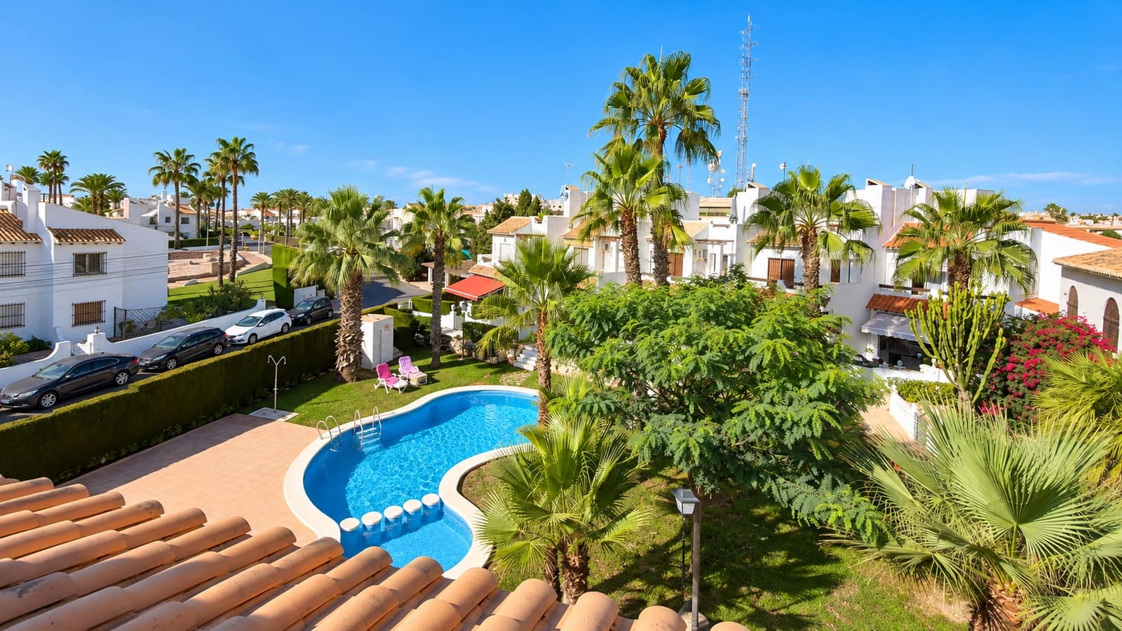 2 soveværelse Lejlighed til salg i Villamartin med swimmingpool garage - € 194.995 (Ref: 10098805)