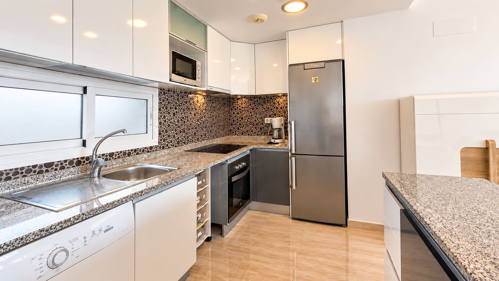 2 bedroom Apartment for sale in Orihuela Costa with pool garage - € 204,995 (Ref: 10163599)