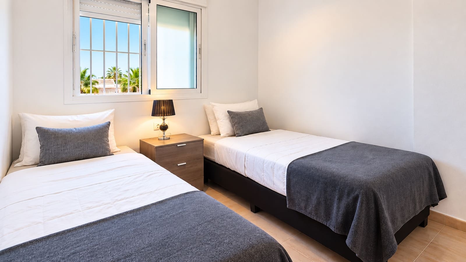 2 bedroom Apartment for sale in Orihuela Costa with pool garage - € 204,995 (Ref: 10163599)