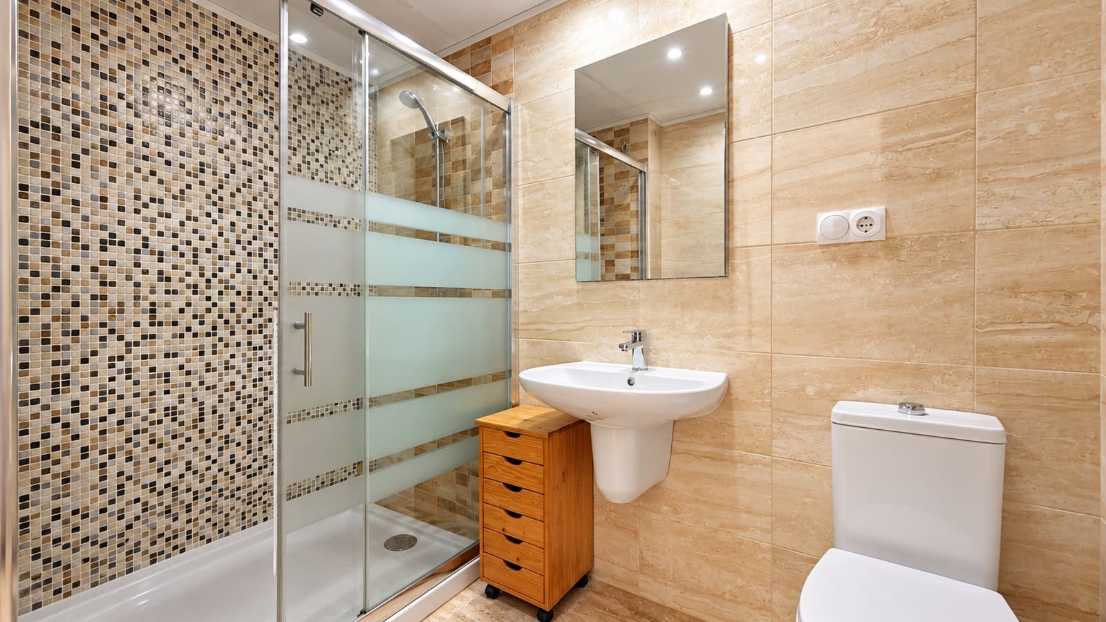 2 bedroom Apartment for sale in Orihuela Costa with pool garage - € 204,995 (Ref: 10163599)