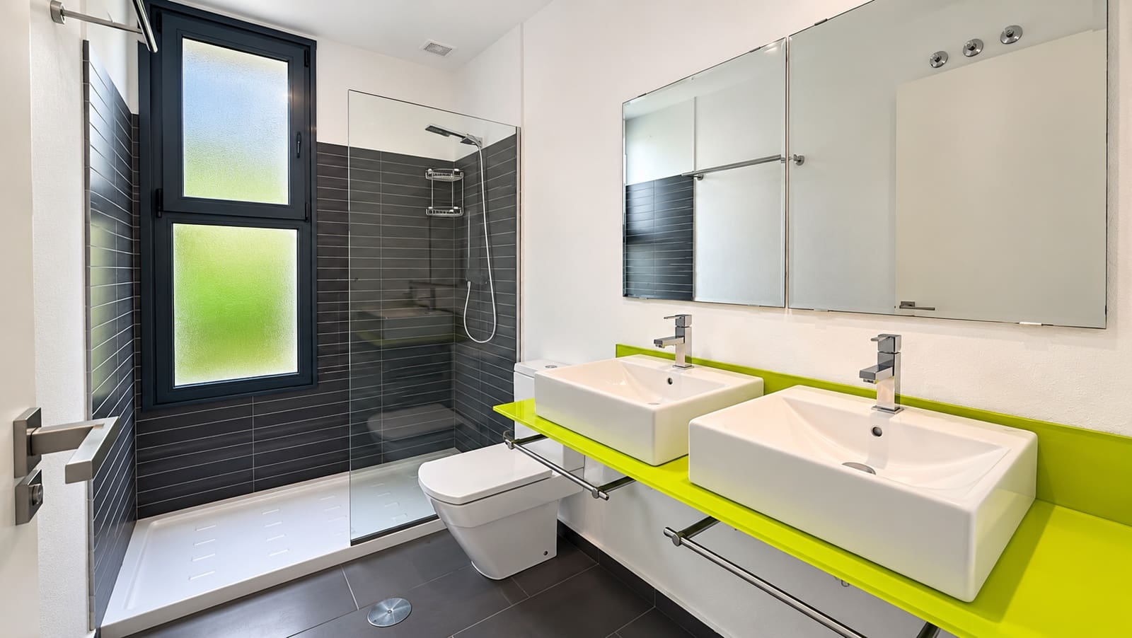 2 bedroom Semi-detached Villa for sale in Orihuela Costa with pool garage - € 239,990 (Ref: 10168966)