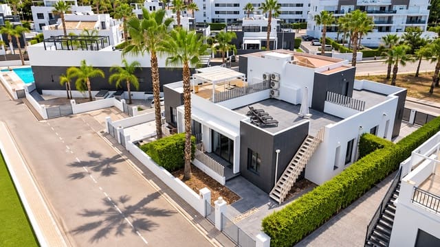2 bedroom Semi-detached Villa for sale in Villamartín - Las Filipinas, Orihuela with pool garage - € 239,990 (Ref: 10168966)