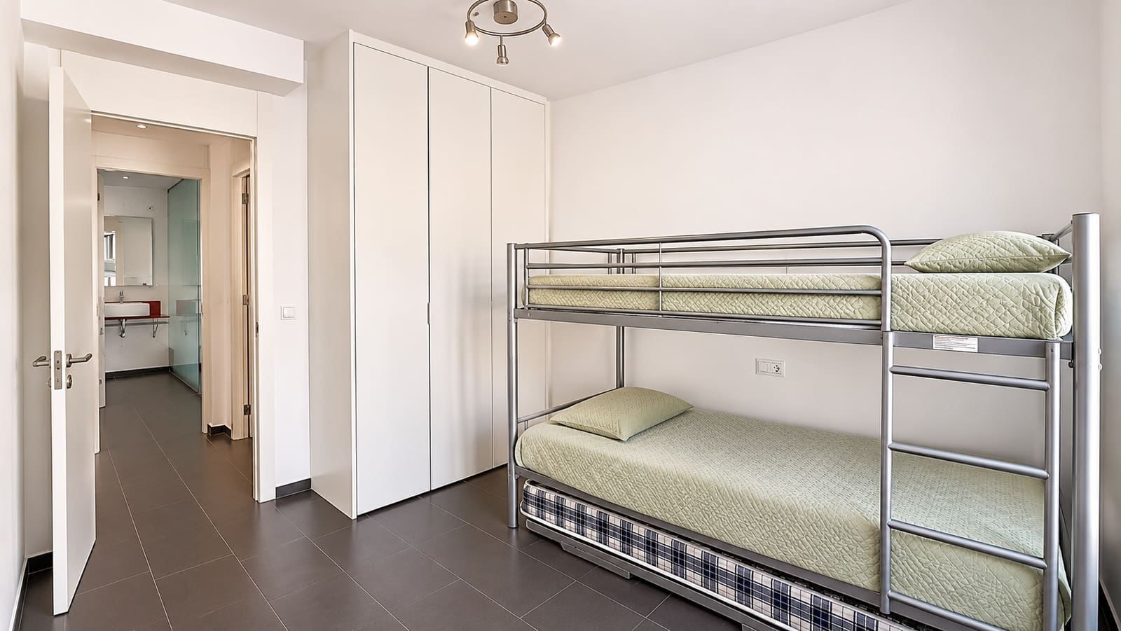 2 bedroom Semi-detached Villa for sale in Orihuela Costa with pool garage - € 239,990 (Ref: 10168966)