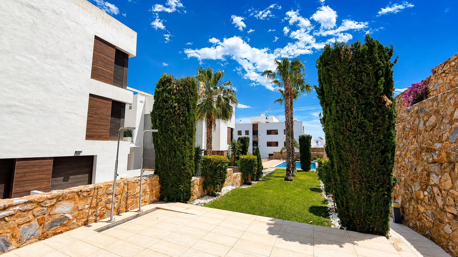 2 bedroom Apartment for sale in Orihuela Costa with pool garage - € 229,990 (Ref: 9840653)