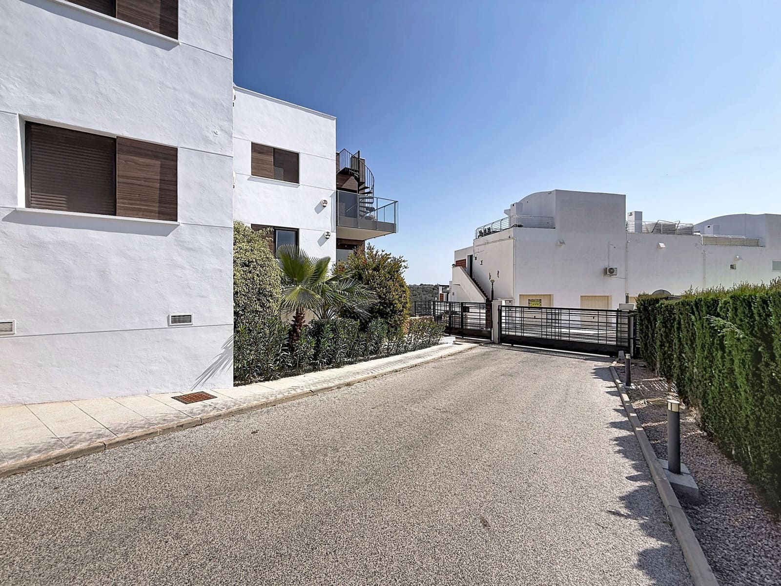 2 bedroom Apartment for sale in Orihuela Costa with pool garage - € 229,990 (Ref: 9840653)