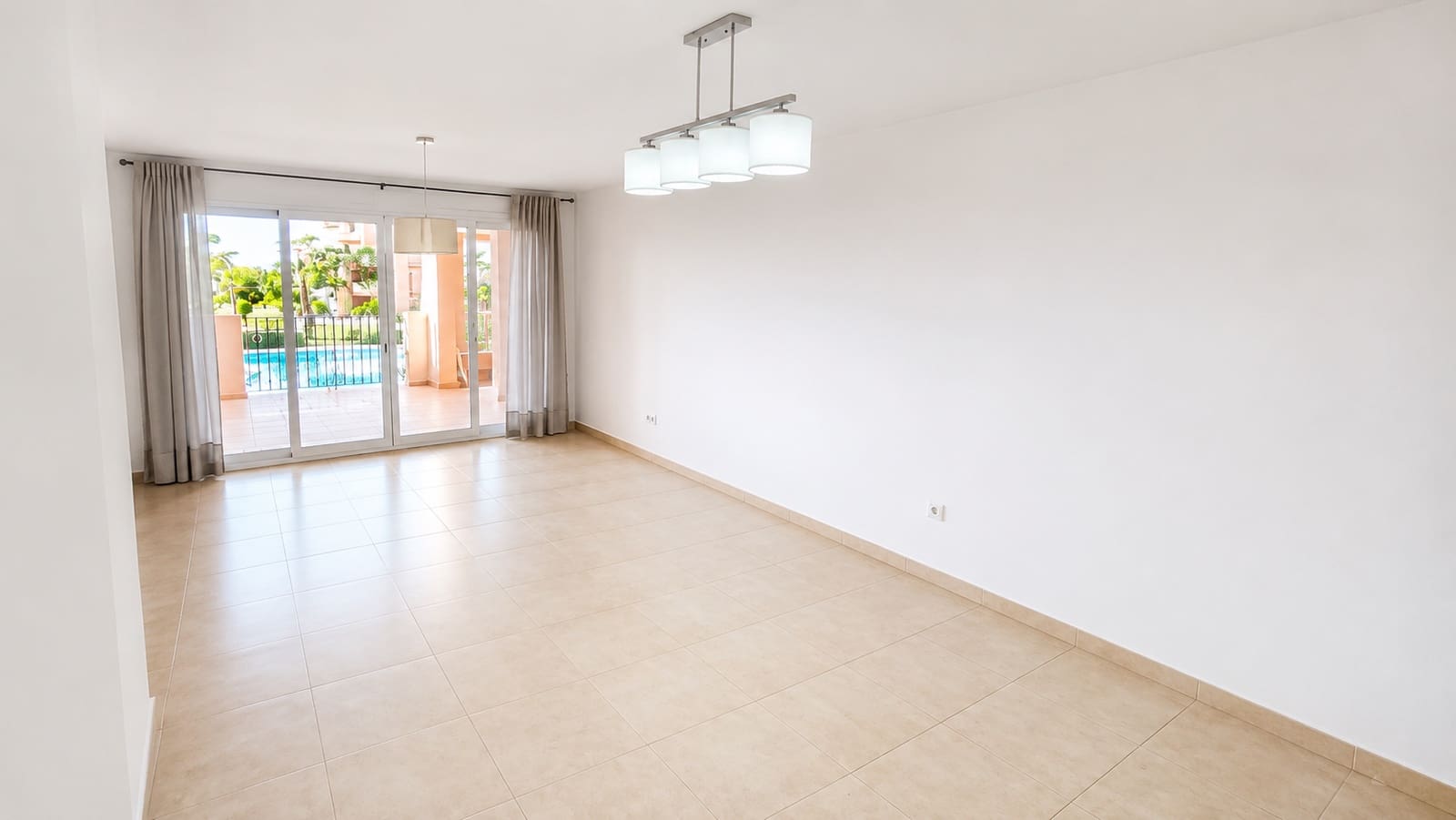 2 quarto Apartamento para venda em Mar Menor Golf Resort com piscina garagem - 194 950 € (Ref: 9914043)