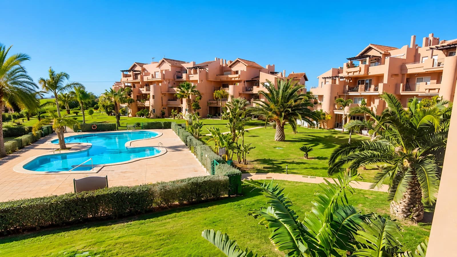 2 quarto Apartamento para venda em Mar Menor Golf Resort com piscina garagem - 194 950 € (Ref: 9914043)