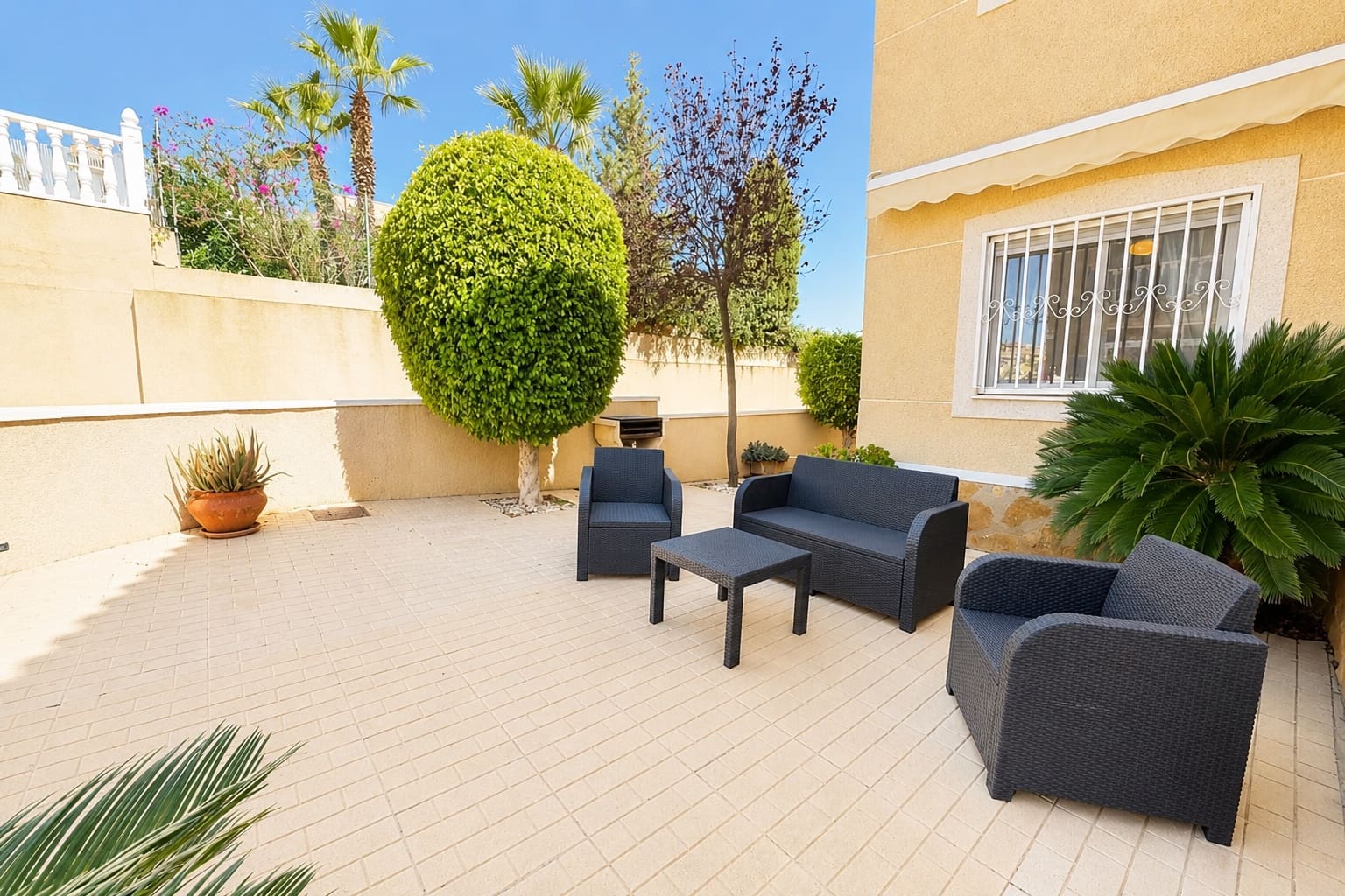 2 slaapkamer Appartement te koop in Villamartin met zwembad garage - € 153.995 (Ref: 9974245)