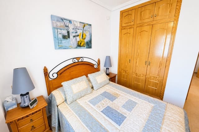 2 chambre Appartement à vendre à Villamartin, Orihuela avec piscine garage - 153 995 € (Ref: 9974245)